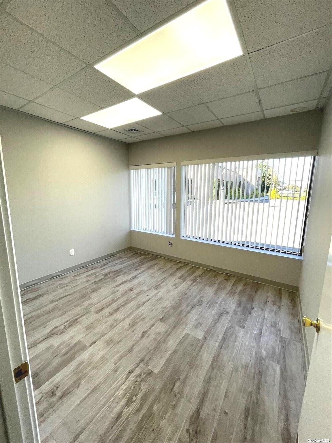 189 Route 25/Main Road, Riverhead, NY 11901