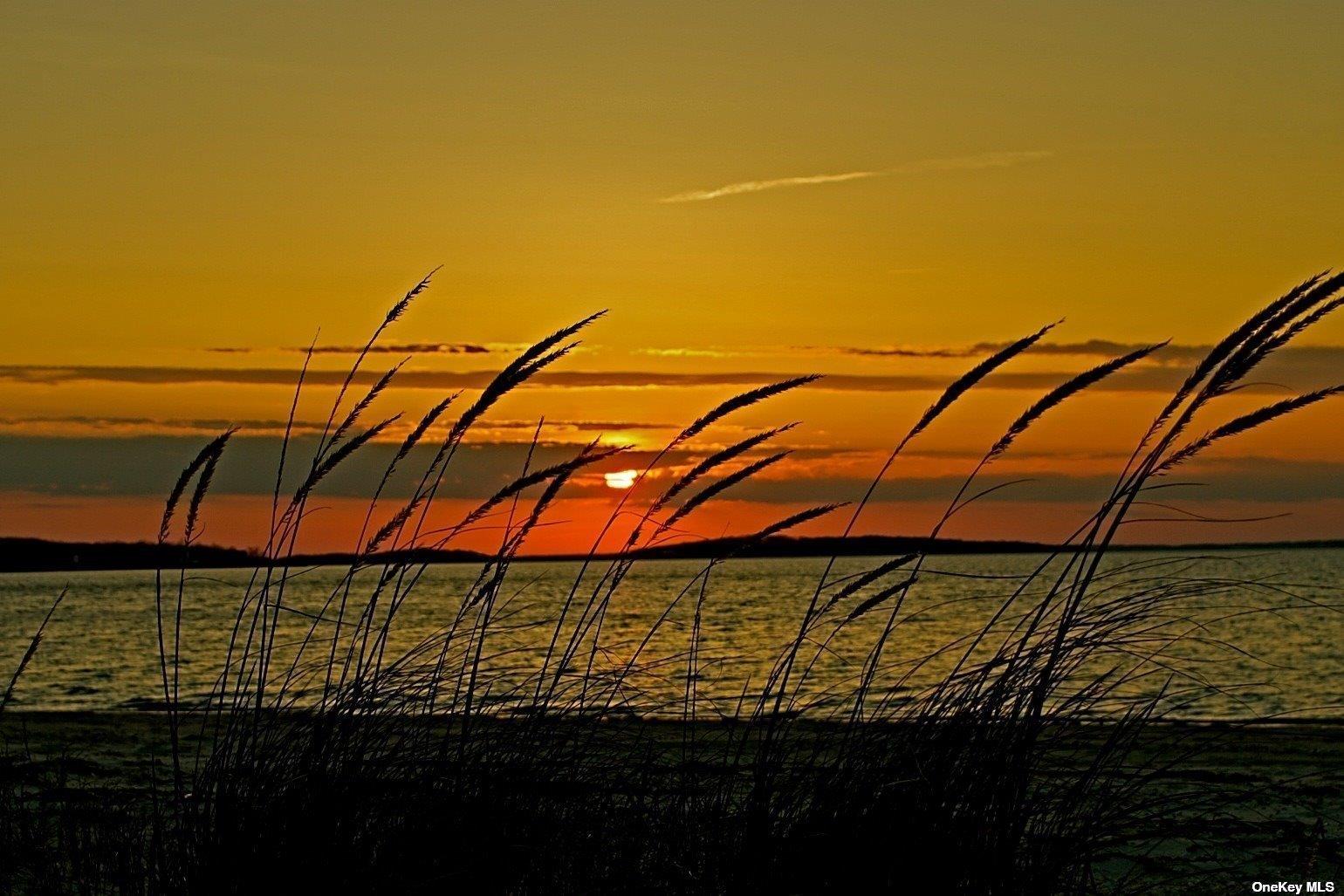 2 Seaman Road, Glen Cove, NY 11542