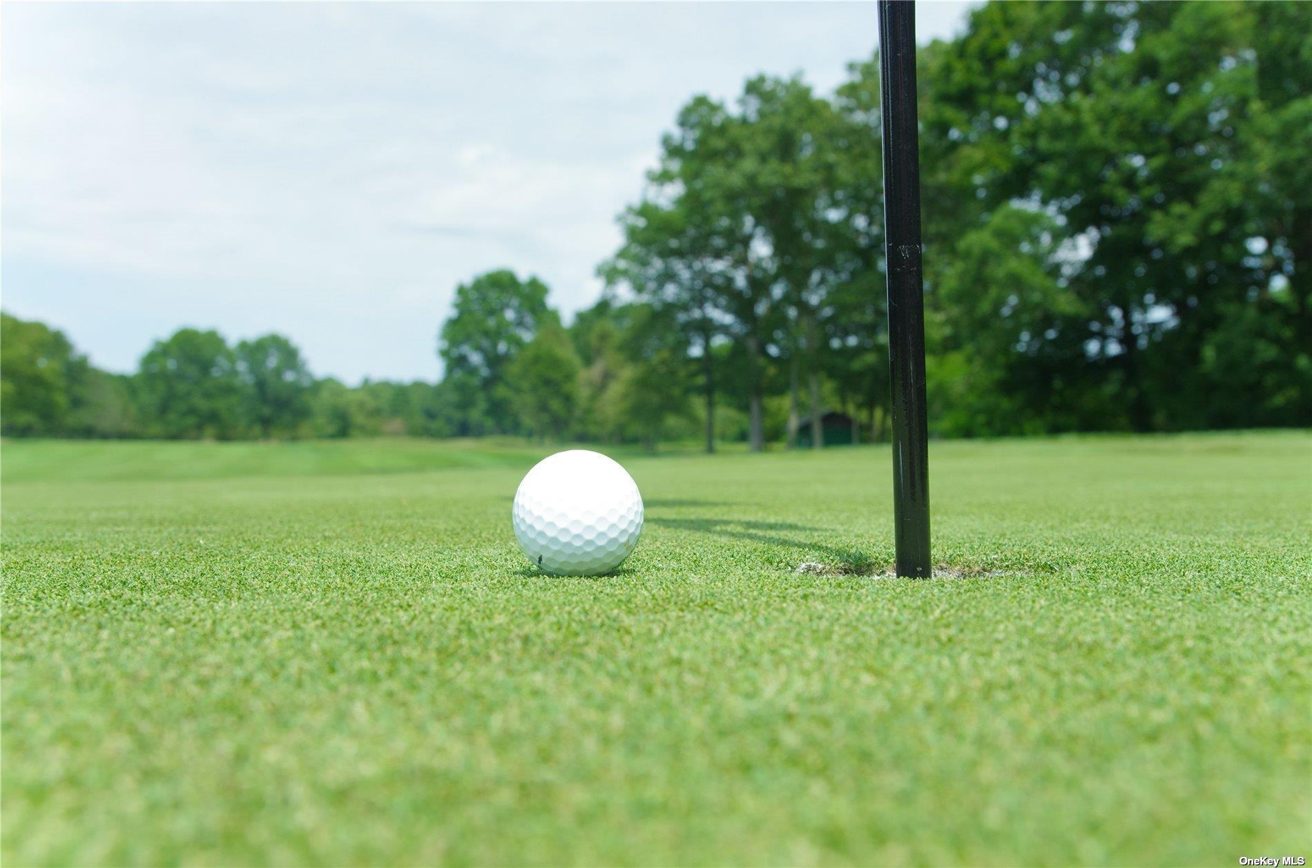 2 Seaman Road, Glen Cove, NY 11542