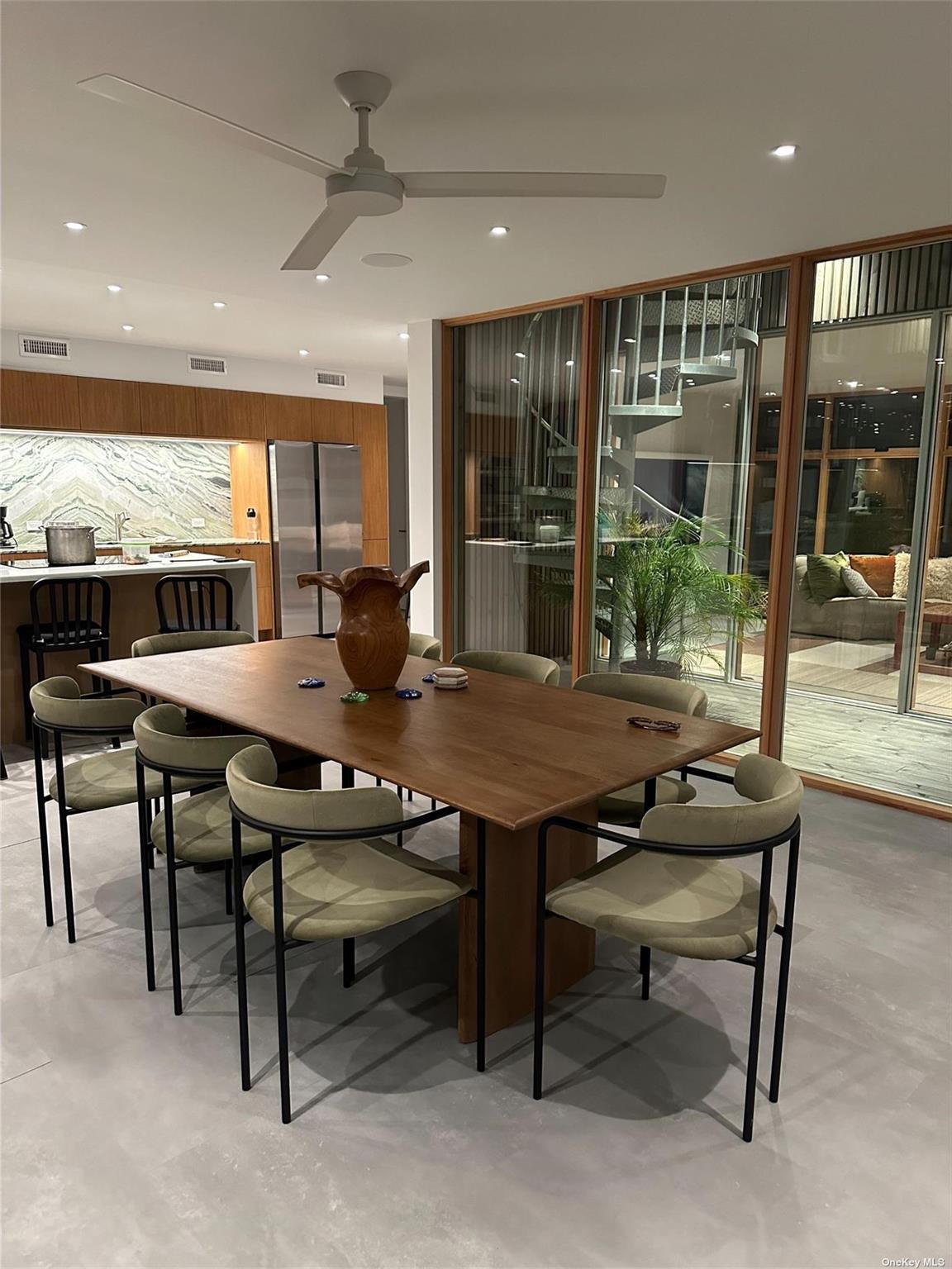 25 Sloop Walk, Summer Club, NY 11770