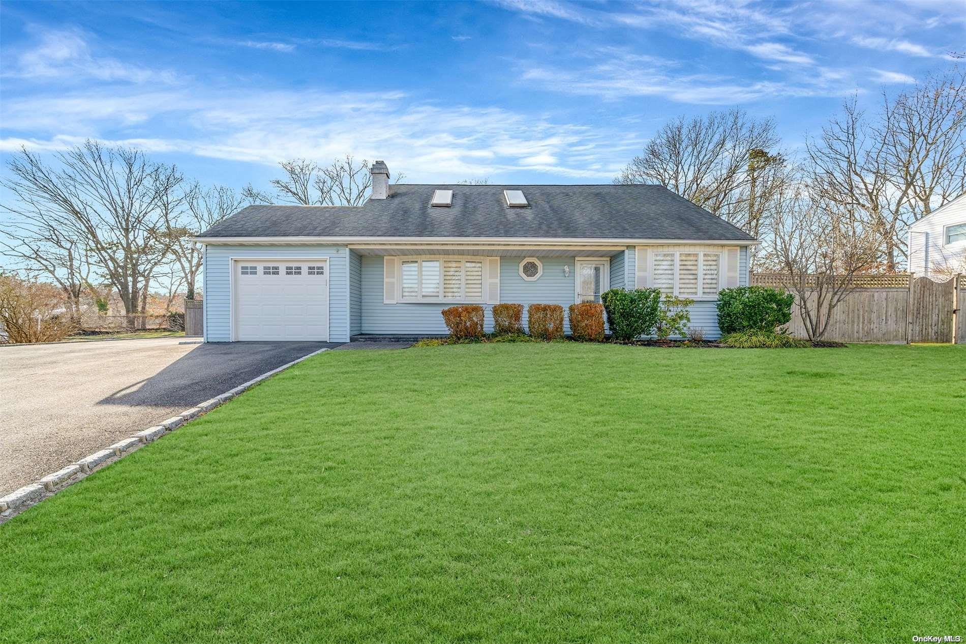 72 Richmond Avenue, Patchogue, NY 11772