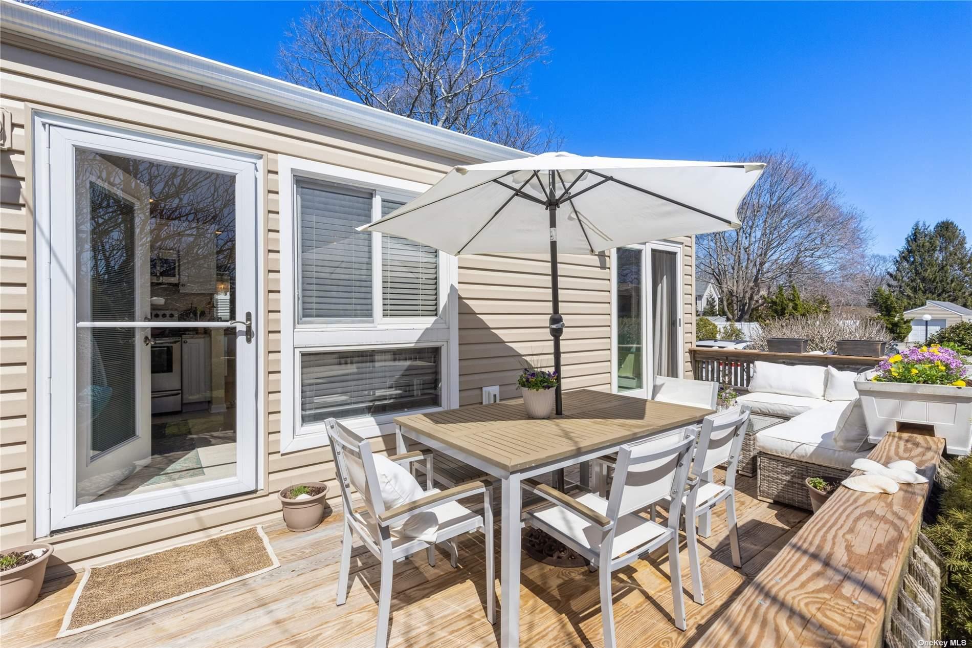 95 Springville Road # 8, Hampton Bays, NY 11946