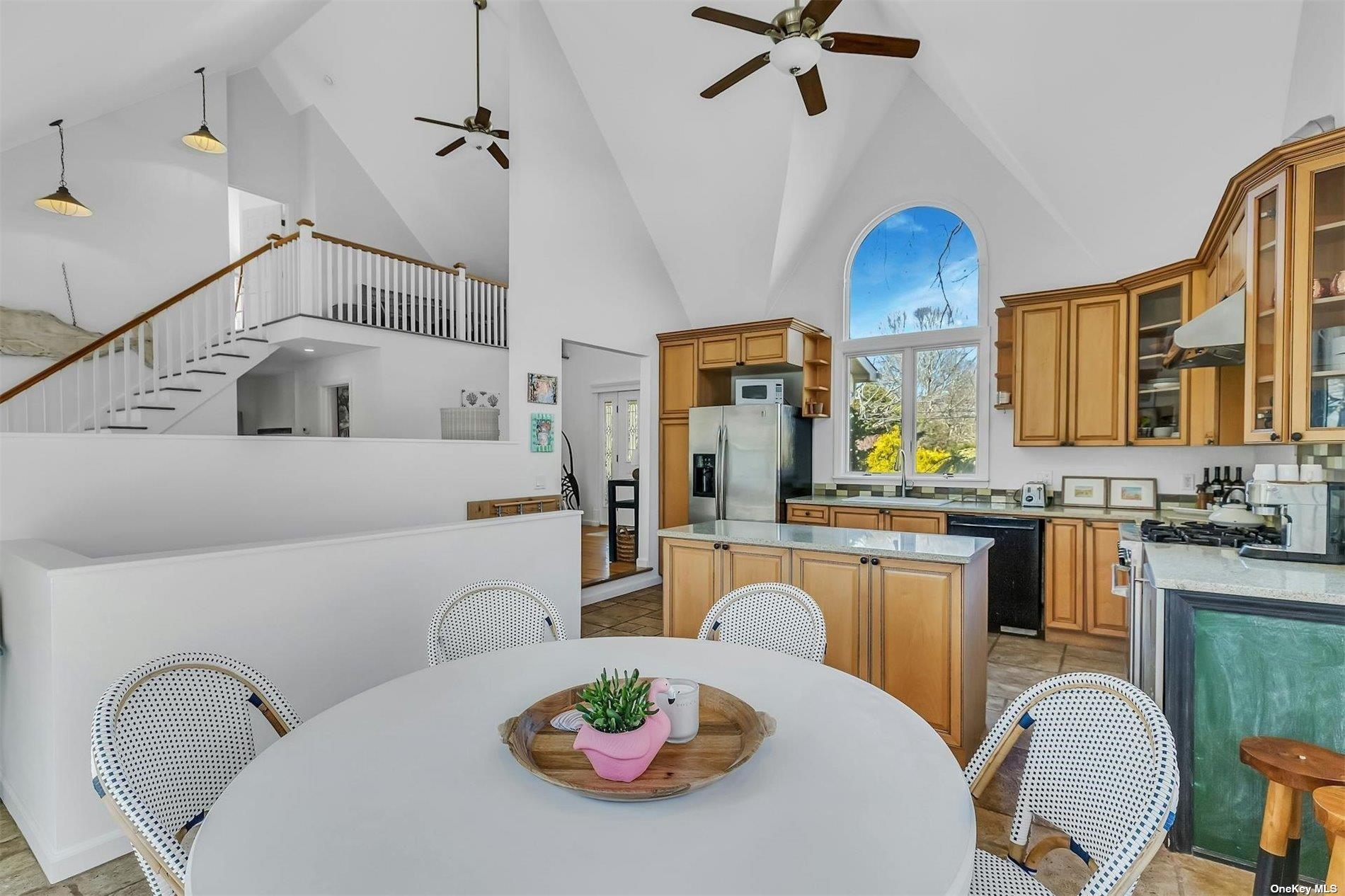 6 Nidzyn Avenue, Remsenburg, NY 11960