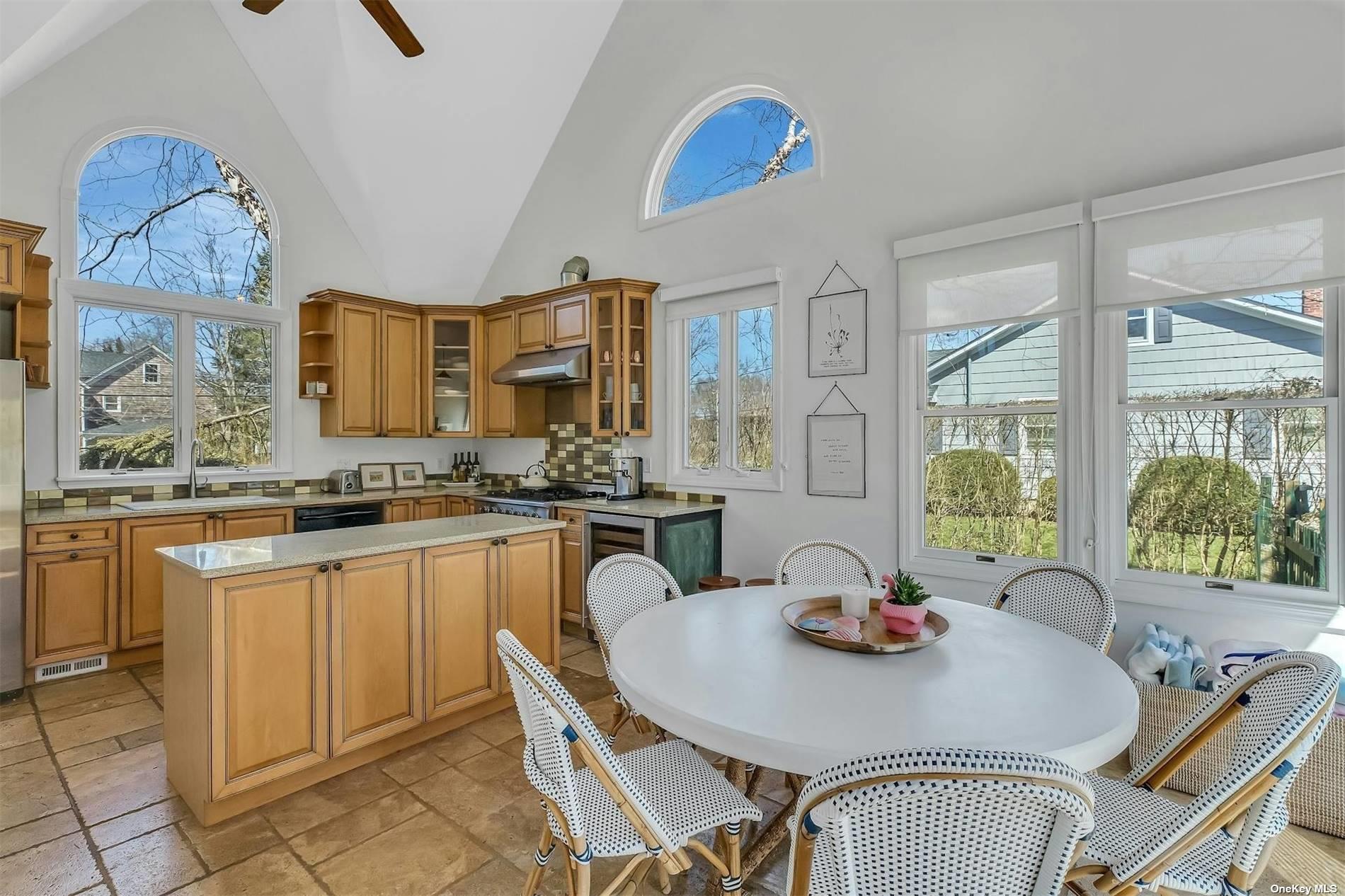 6 Nidzyn Avenue, Remsenburg, NY 11960