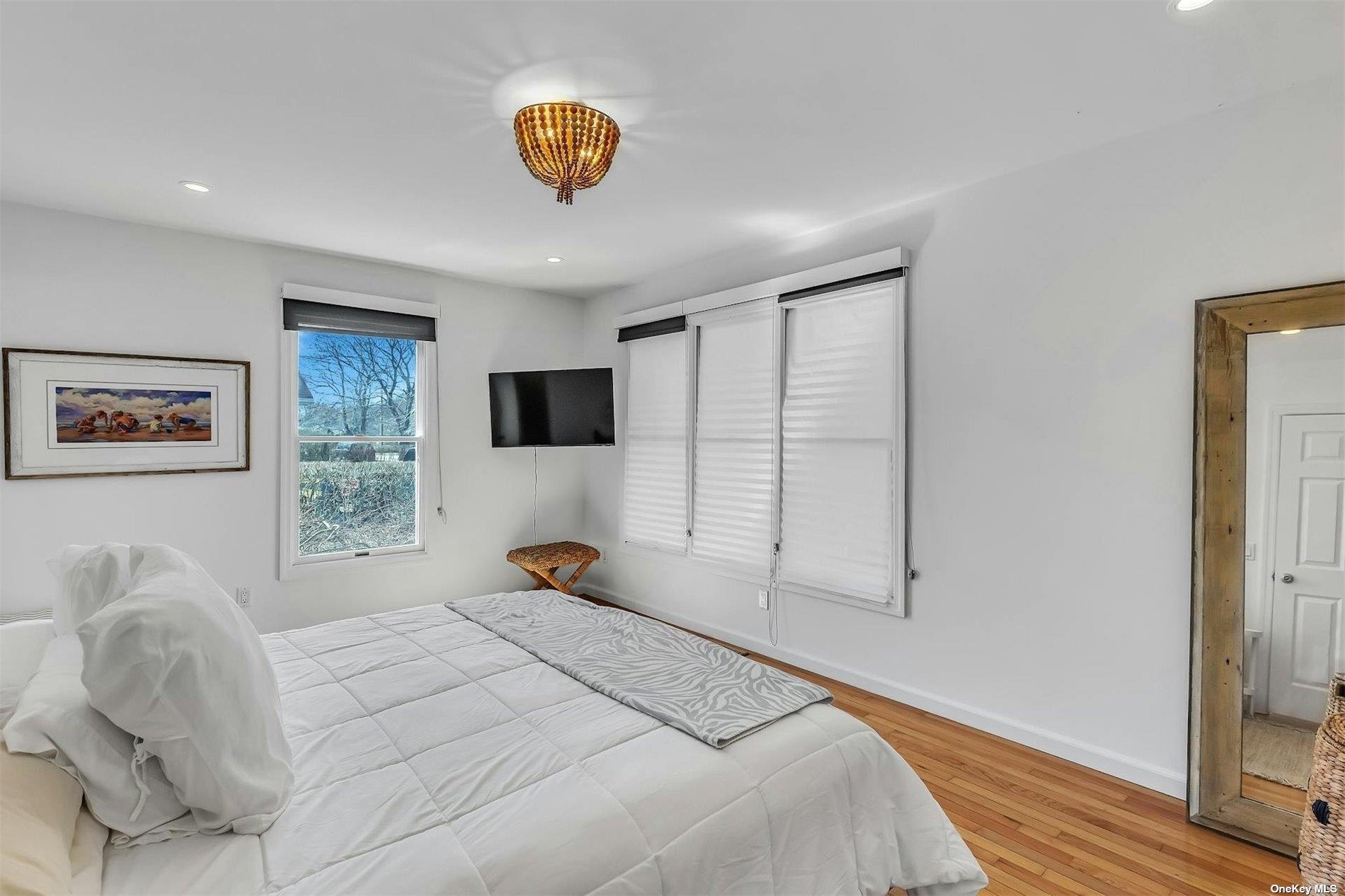 6 Nidzyn Avenue, Remsenburg, NY 11960