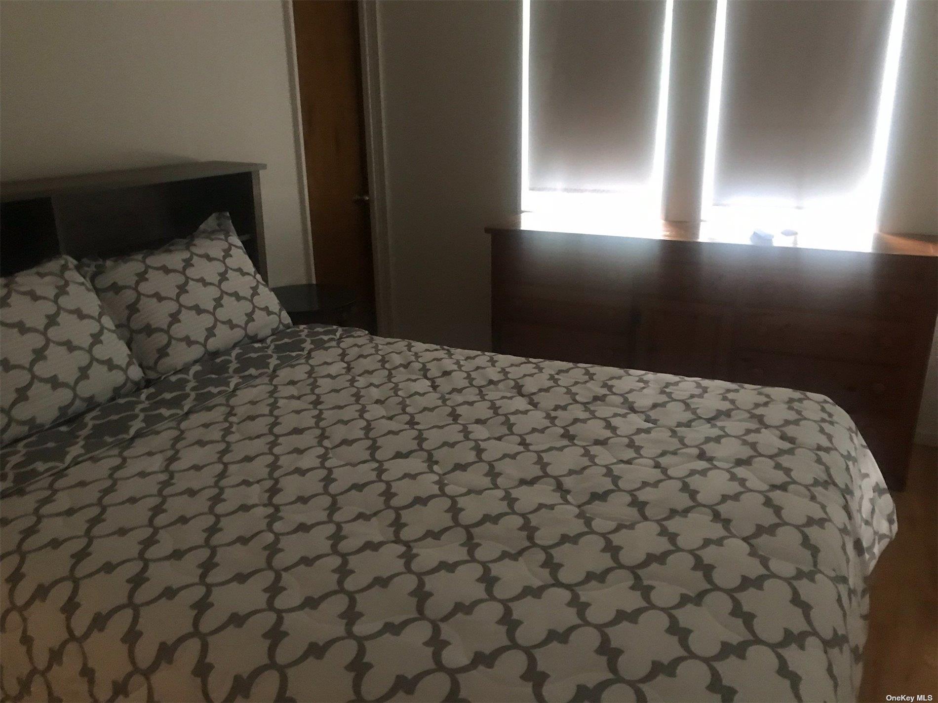 42 Evergreen, Seaview, NY 11770