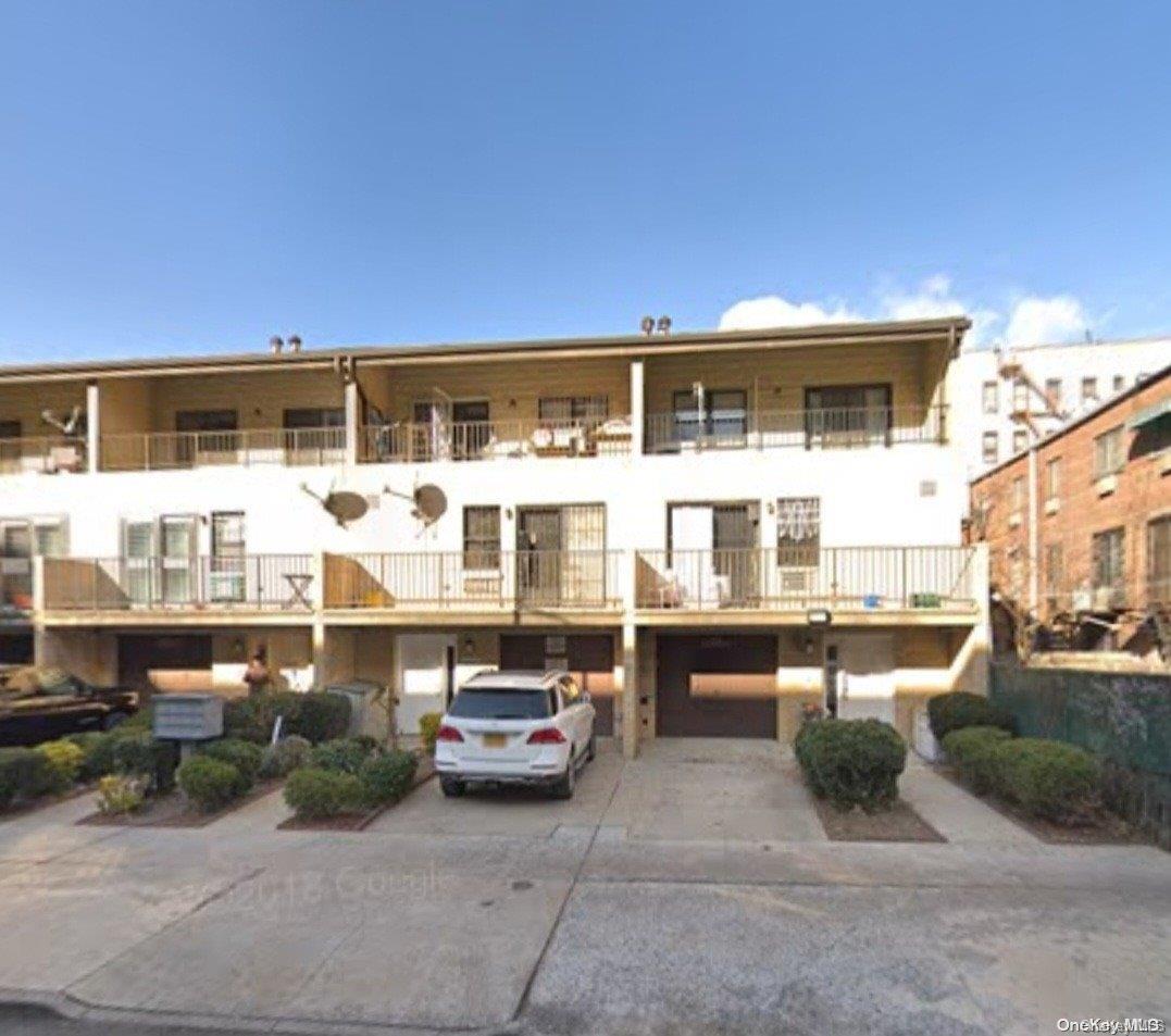 143-53 Barclay Avenue # A9, Flushing, NY 11355