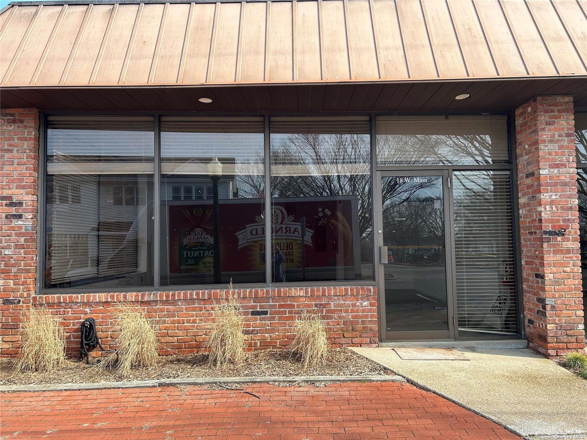 18 West Main Street, Southampton, NY 11968