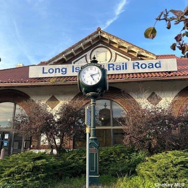 245 W Chester Street W, Long Beach, NY 11561
