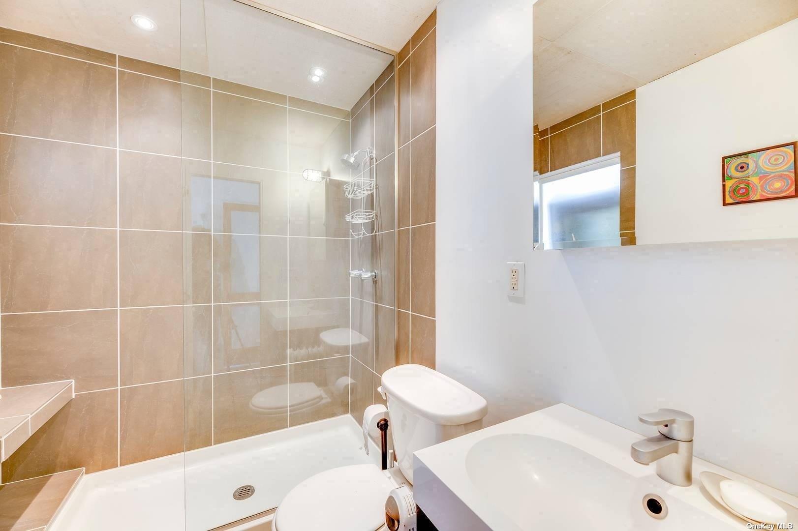 9 Deer Lane, East Hampton, NY 11937