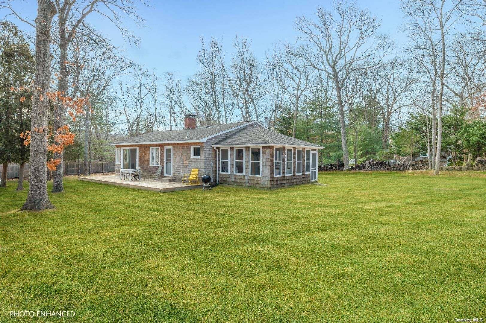 9 Deer Lane, East Hampton, NY 11937