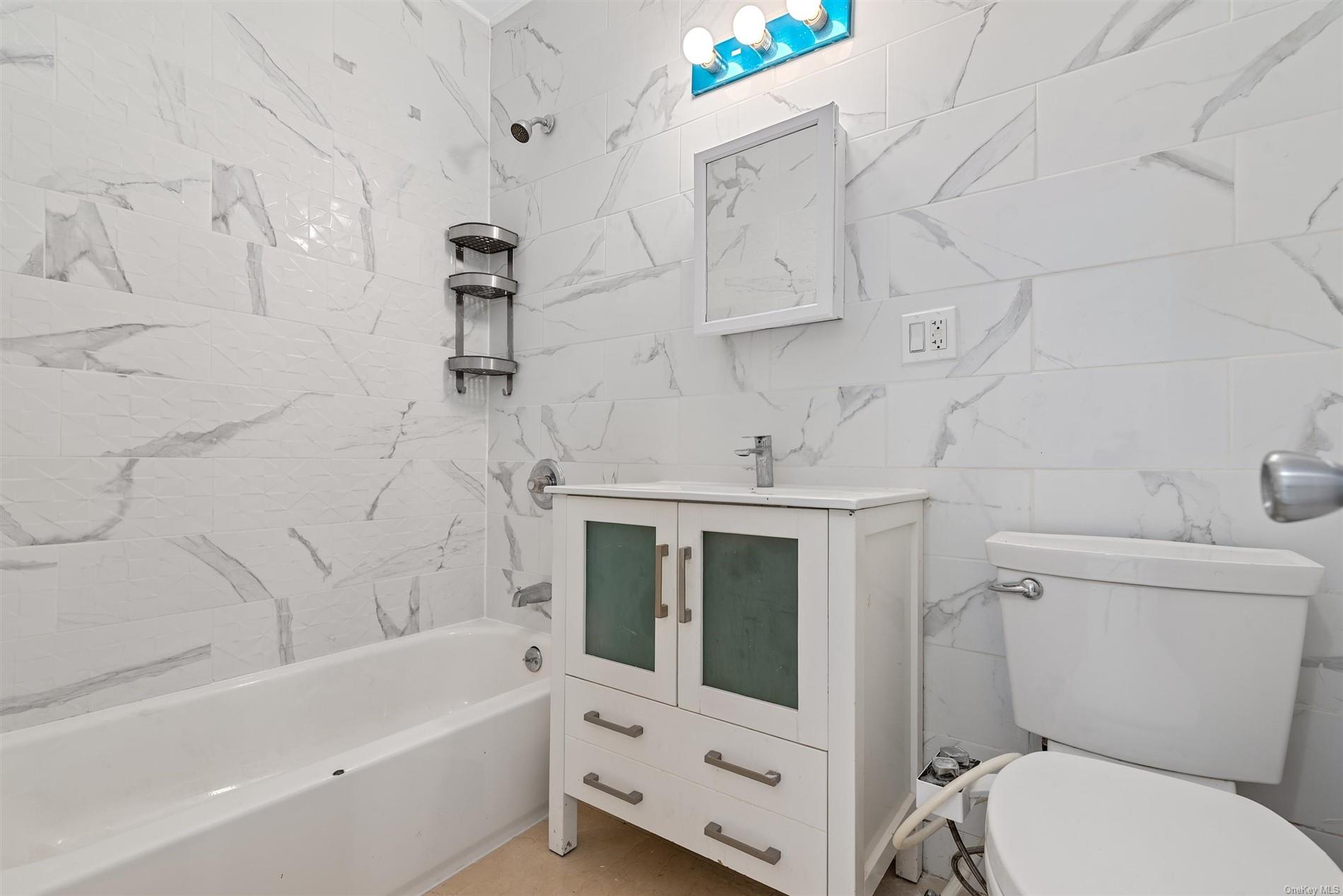 254A Saratoga Avenue, Brooklyn, NY 11233