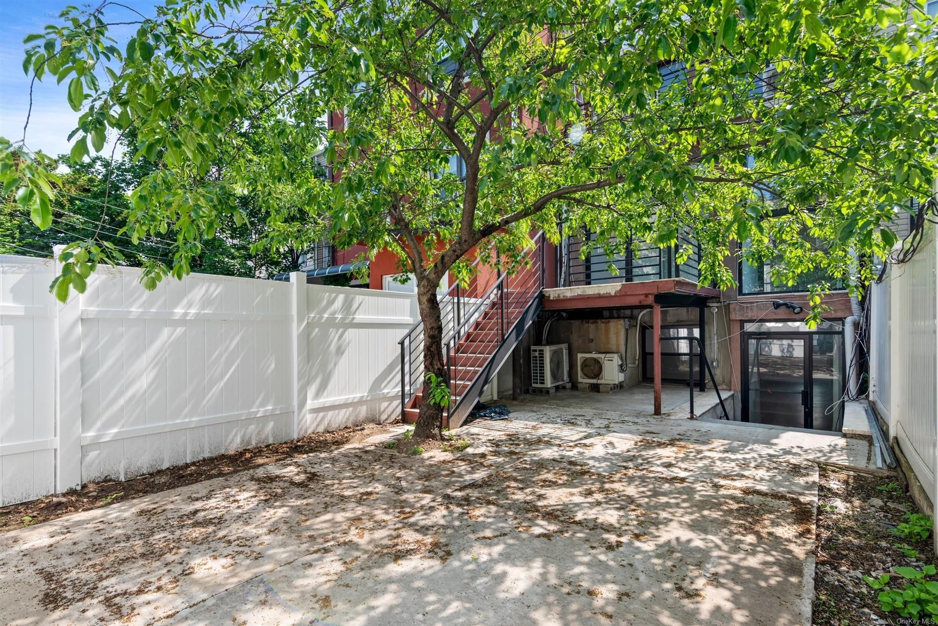 254A Saratoga Avenue, Brooklyn, NY 11233