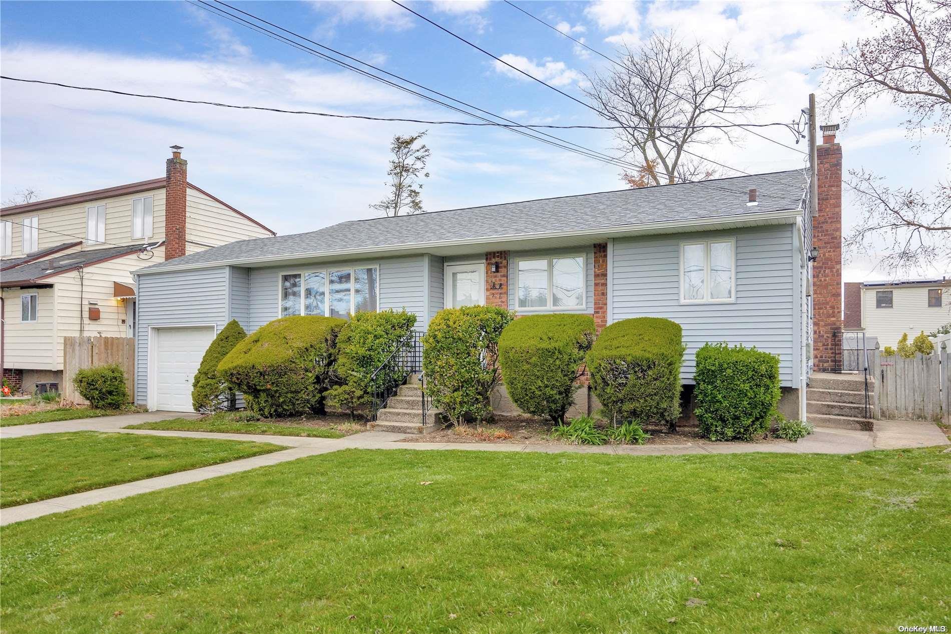 217 Birch Avenue, Farmingdale, NY 11735