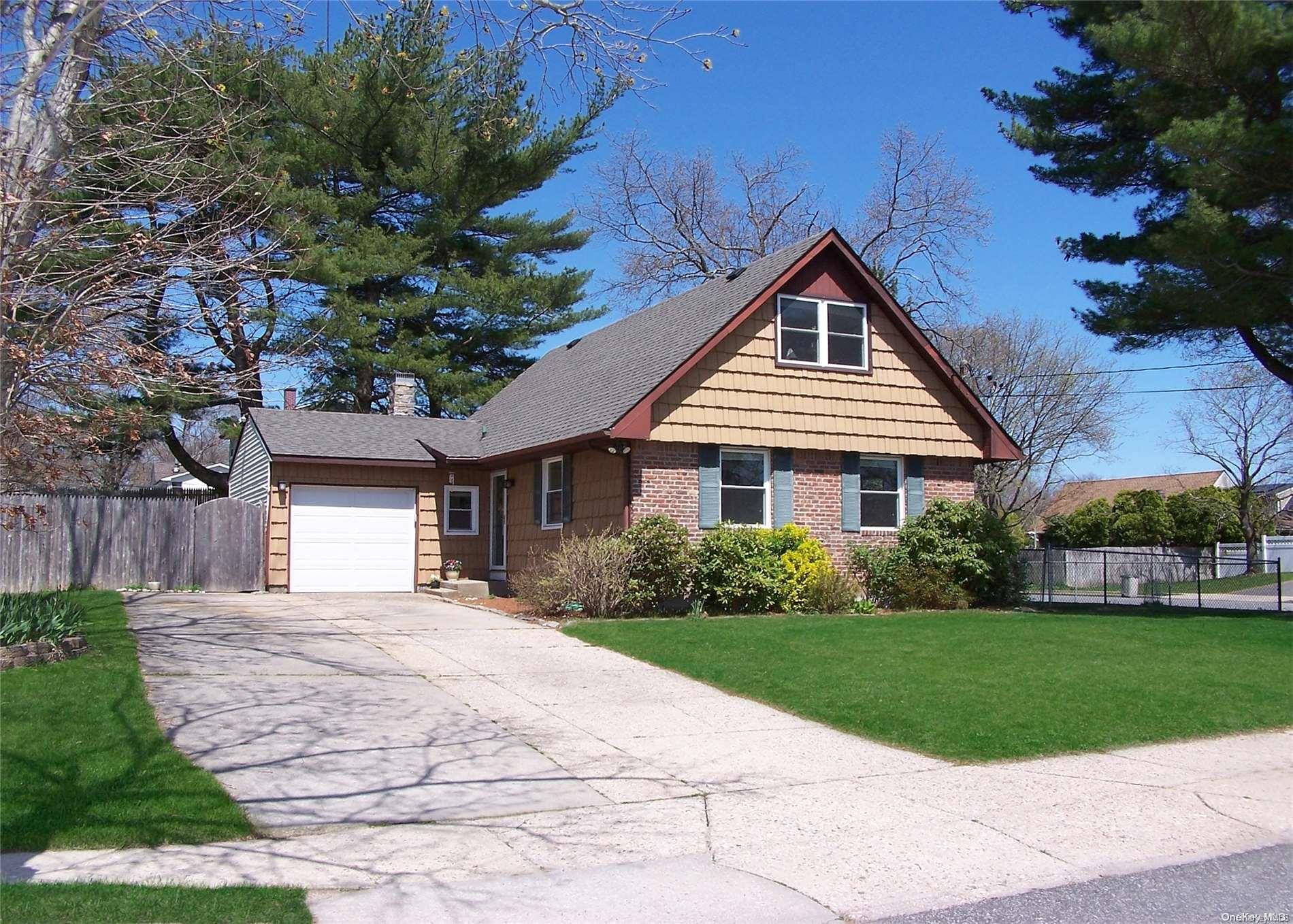 47 Lebrun Street, Port Jefferson Station, NY 11776