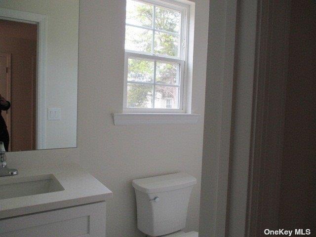 427 Macdonald Avenue, Bellport, NY 11713