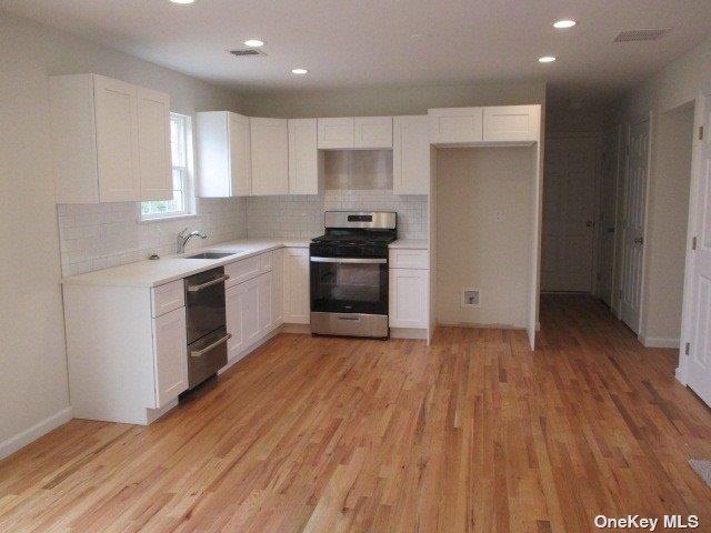 427 Macdonald Avenue, Bellport, NY 11713