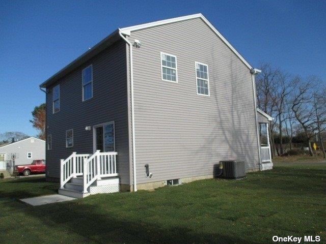 427 Macdonald Avenue, Bellport, NY 11713