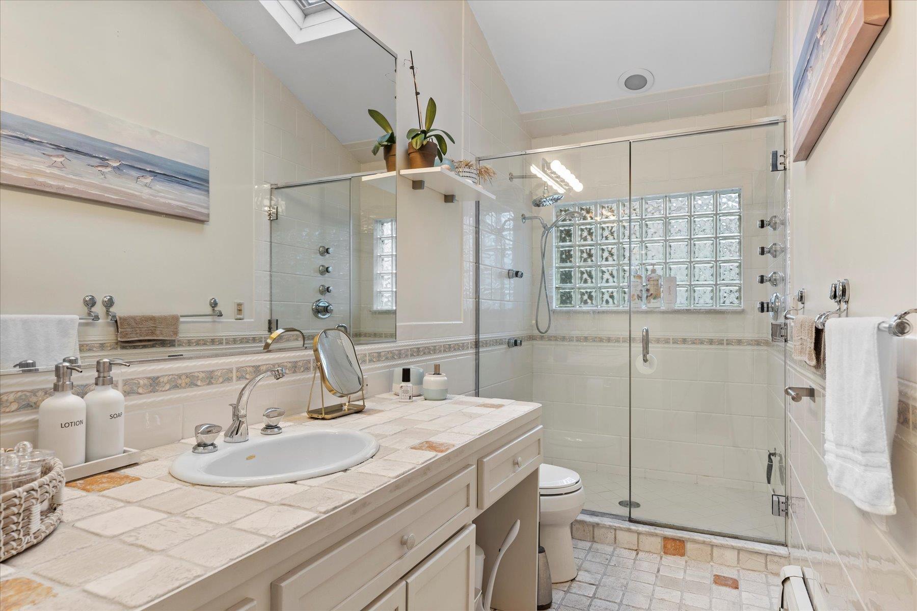 3 Crestview Drive, Remsenburg, NY 11960