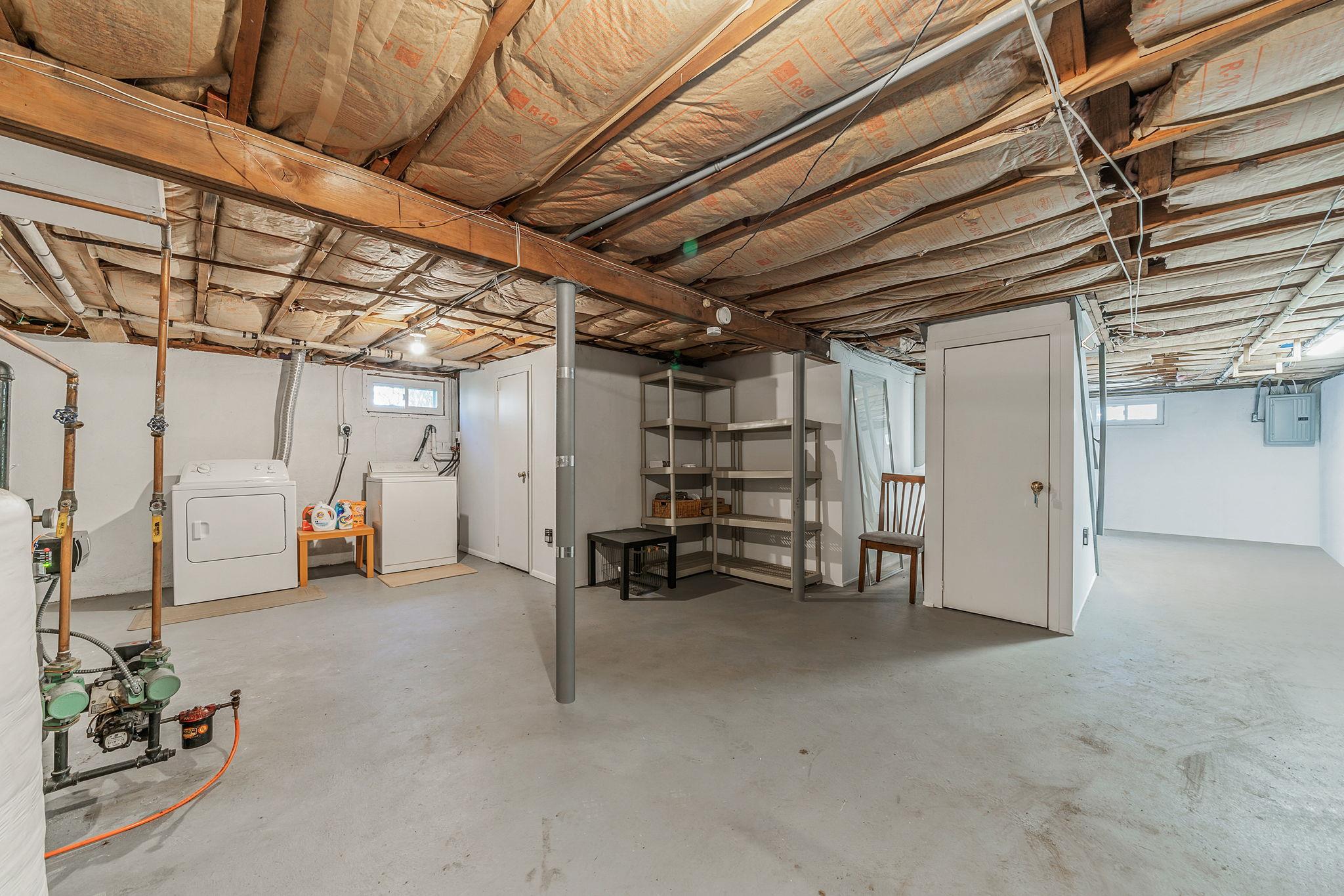 3 Crestview Drive, Remsenburg, NY 11960