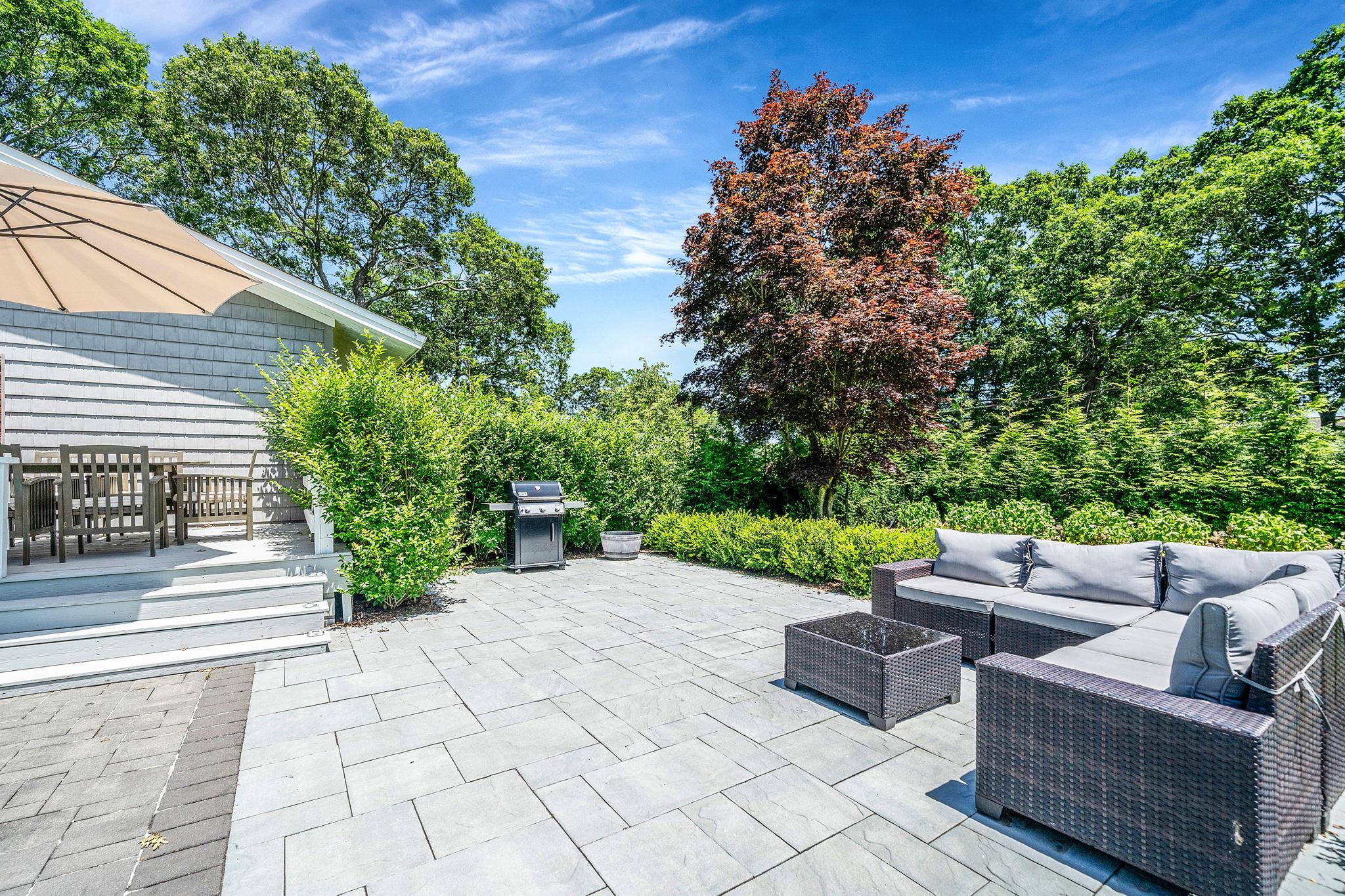 3 Crestview Drive, Remsenburg, NY 11960