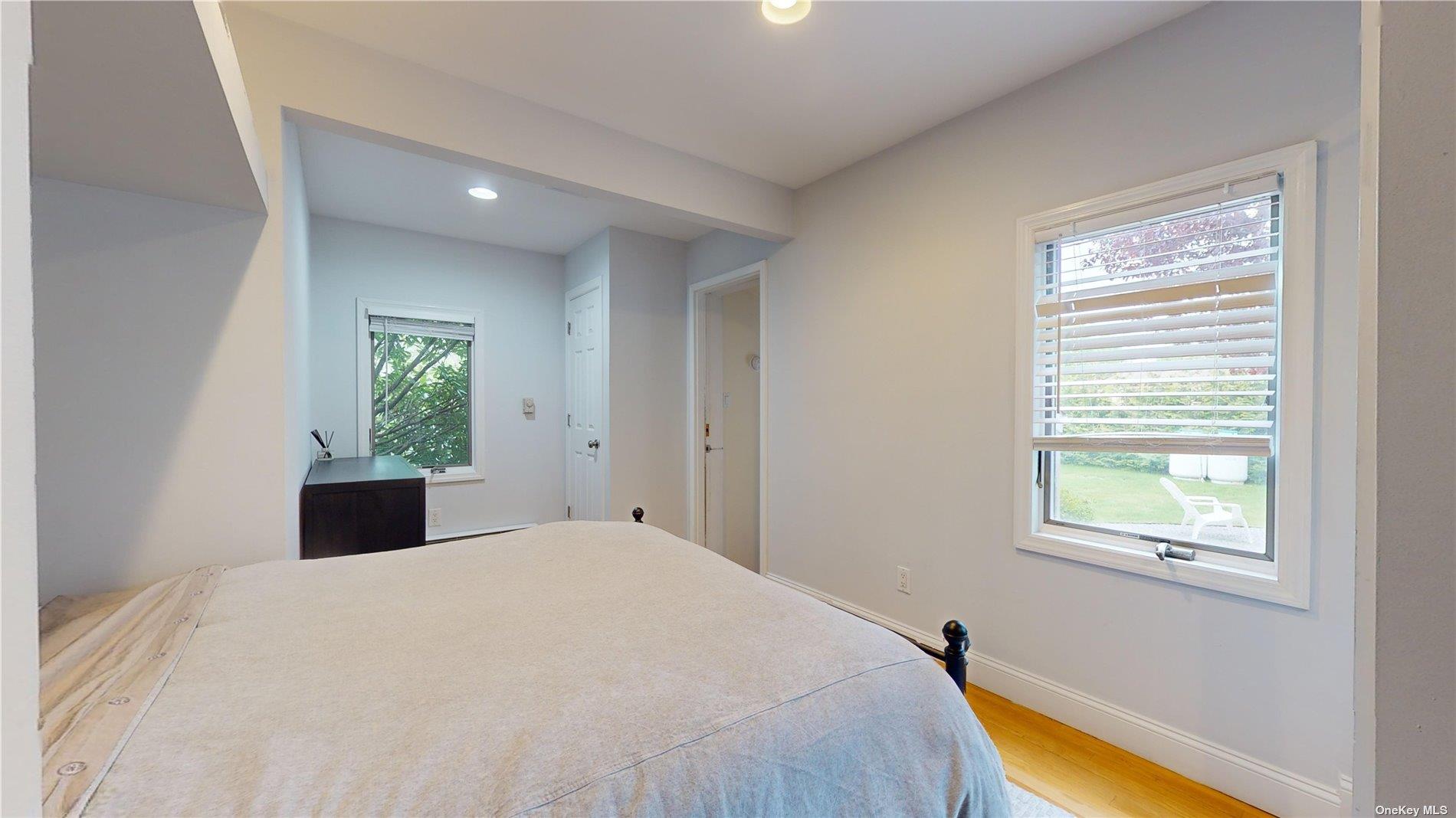 6 West End Avenue, East Quogue, NY 11942