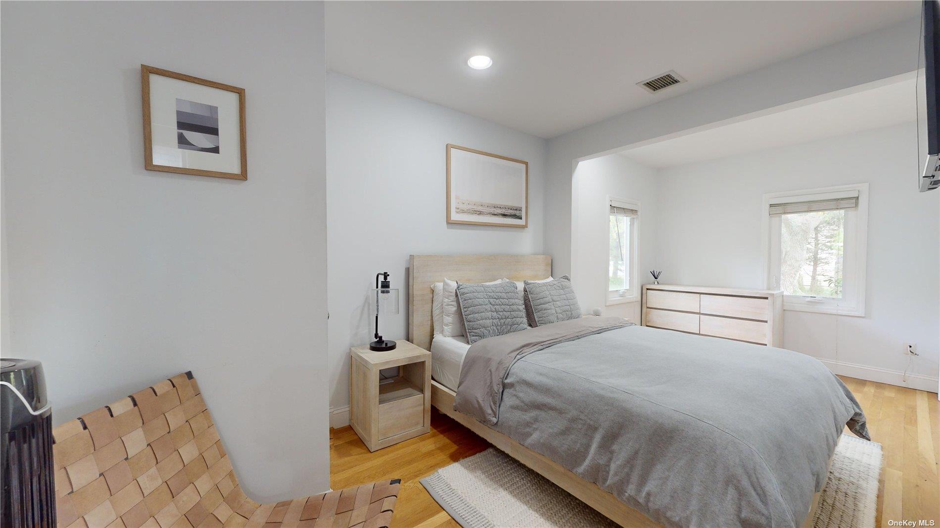 6 West End Avenue, East Quogue, NY 11942