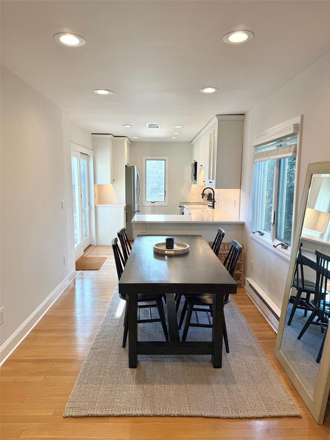 6 West End Avenue, East Quogue, NY 11942