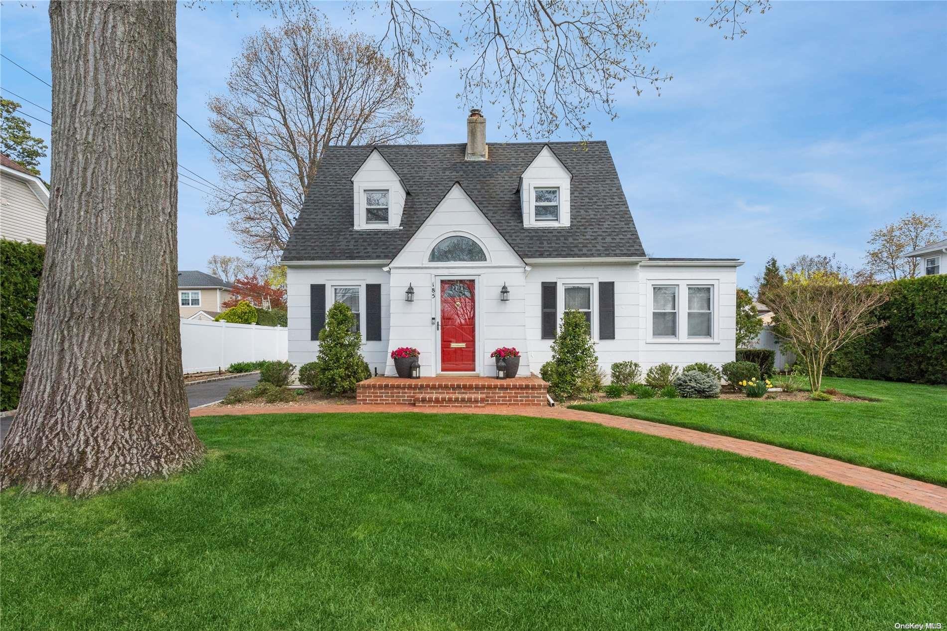 185 Wilson Avenue, Westbury, NY 11590