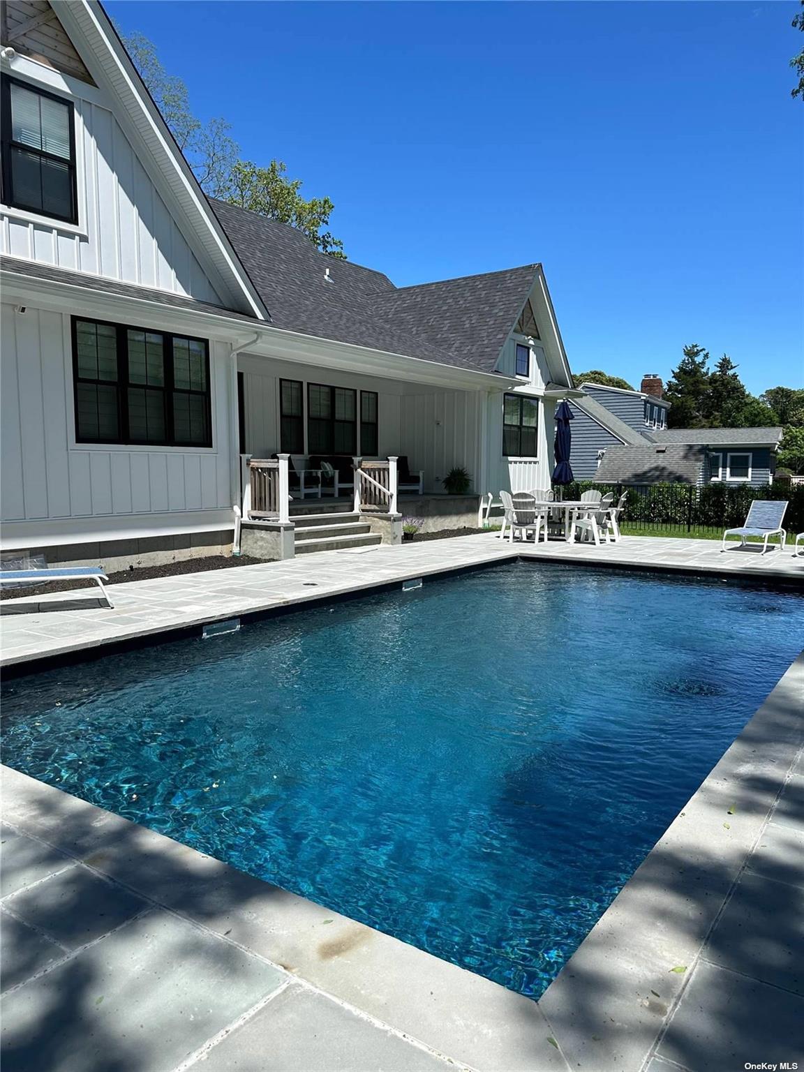 910 Glenn Road, Southold, NY 11971