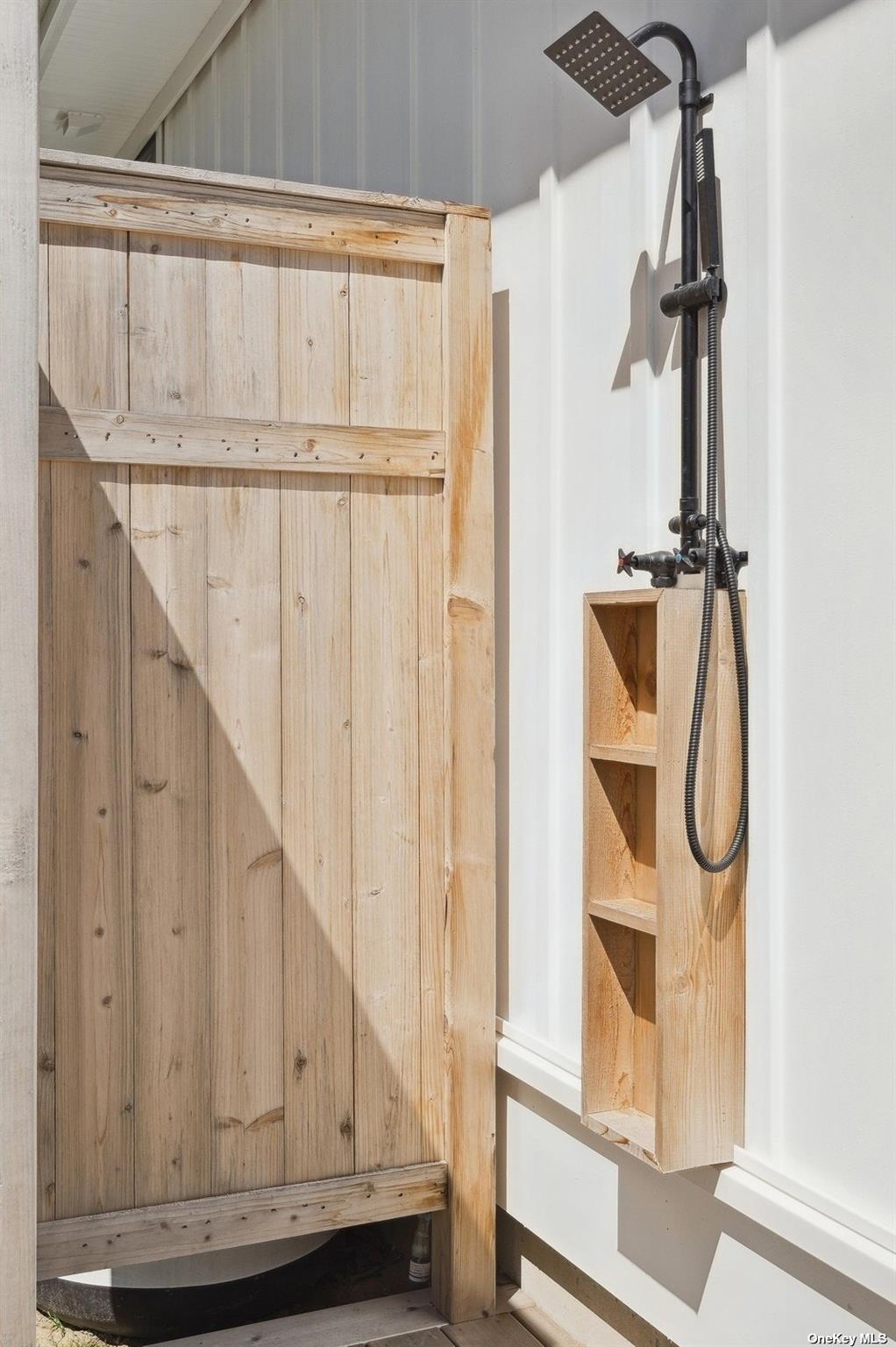 910 Glenn Road, Southold, NY 11971