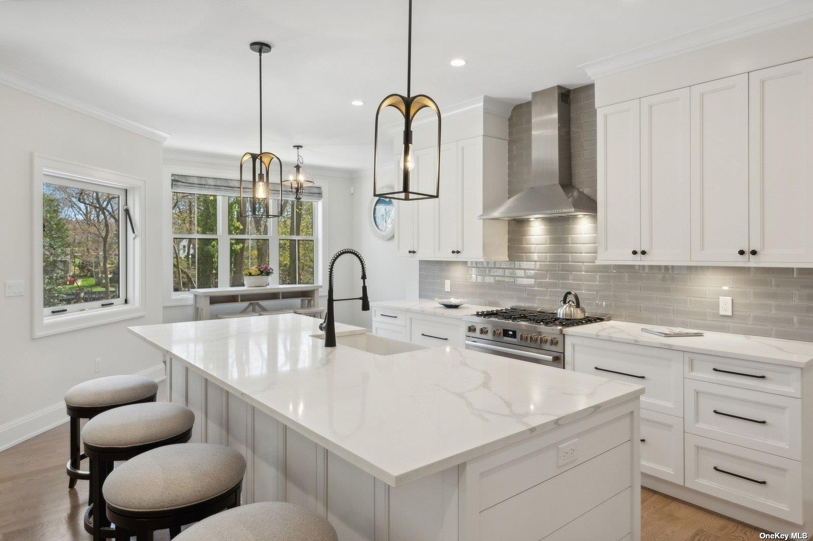 910 Glenn Road, Southold, NY 11971