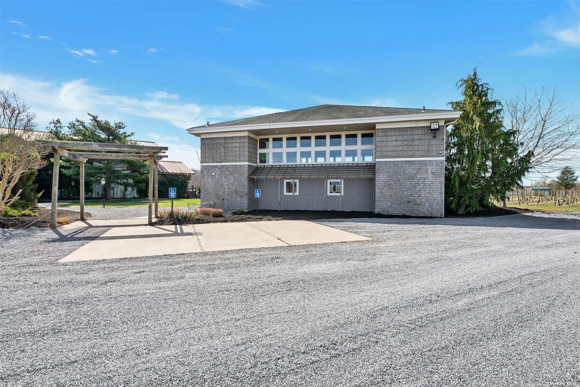 18910 Middle Road, Cutchogue, NY 11935