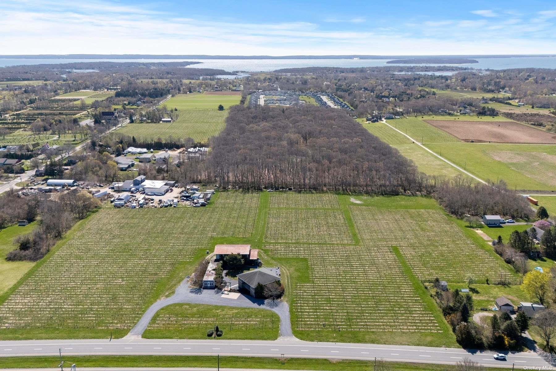 18910 Middle Road, Cutchogue, NY 11935