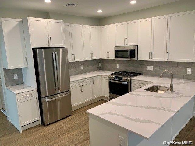 1B Country Club Drive, Manorville, NY 11949