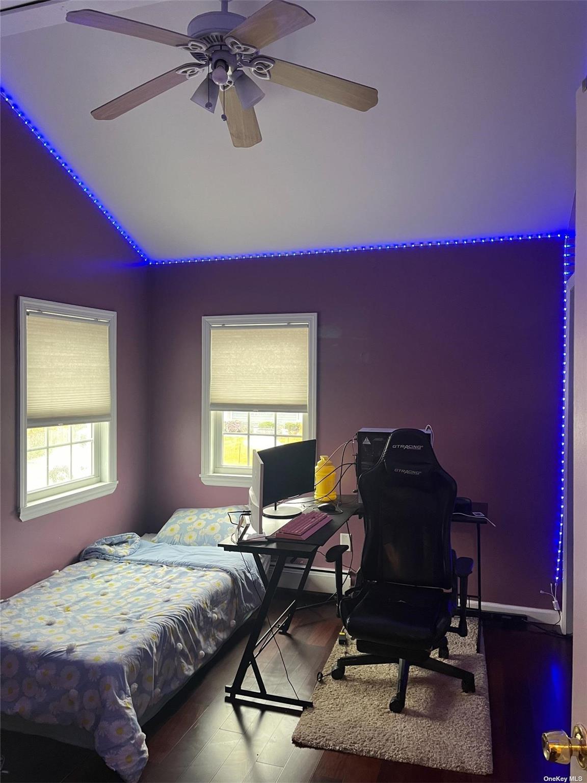 1 Woodpecker Lane, Levittown, NY 11756