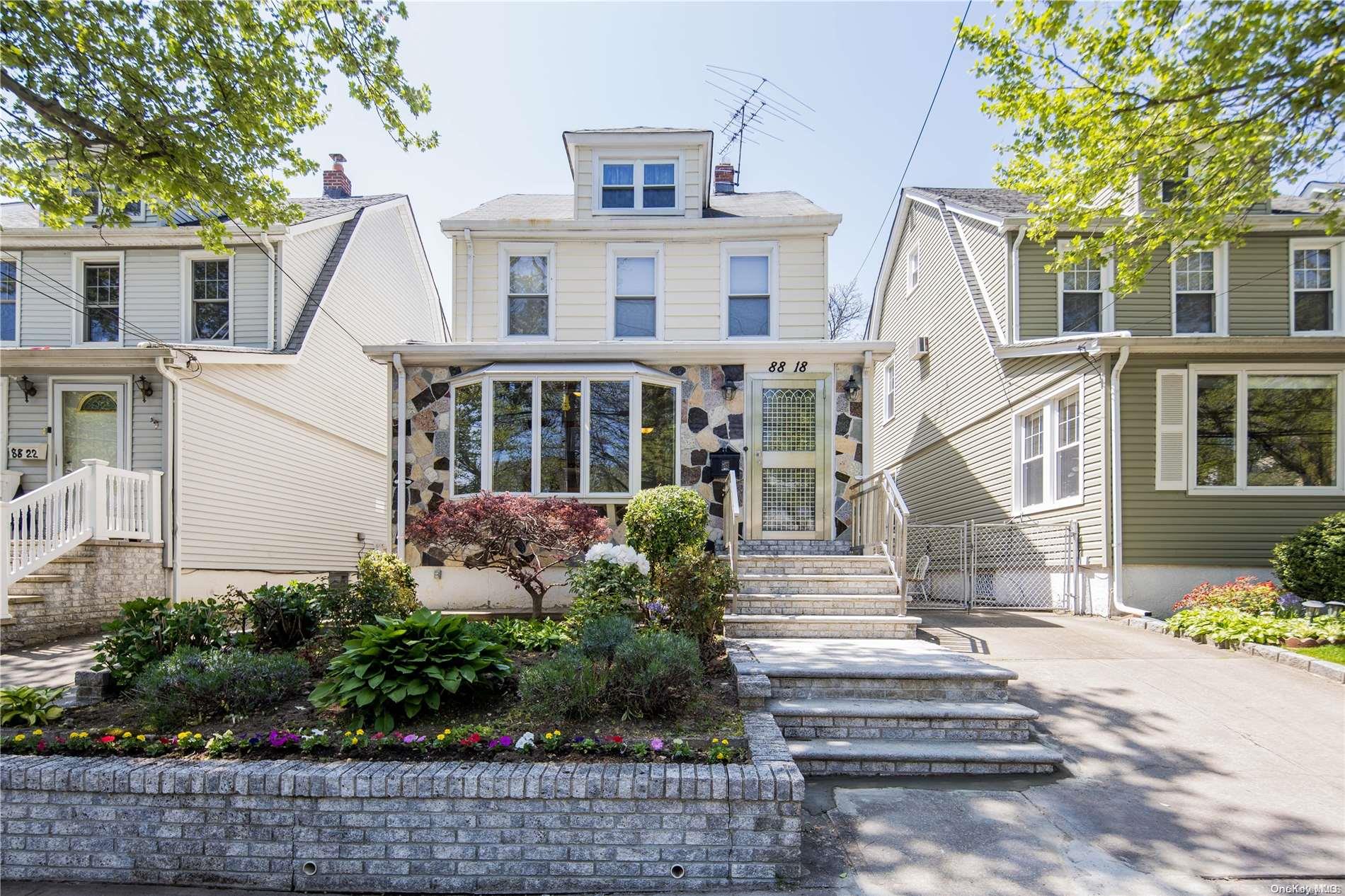 88-18 Gettysburg Street, Bellerose, NY 11426