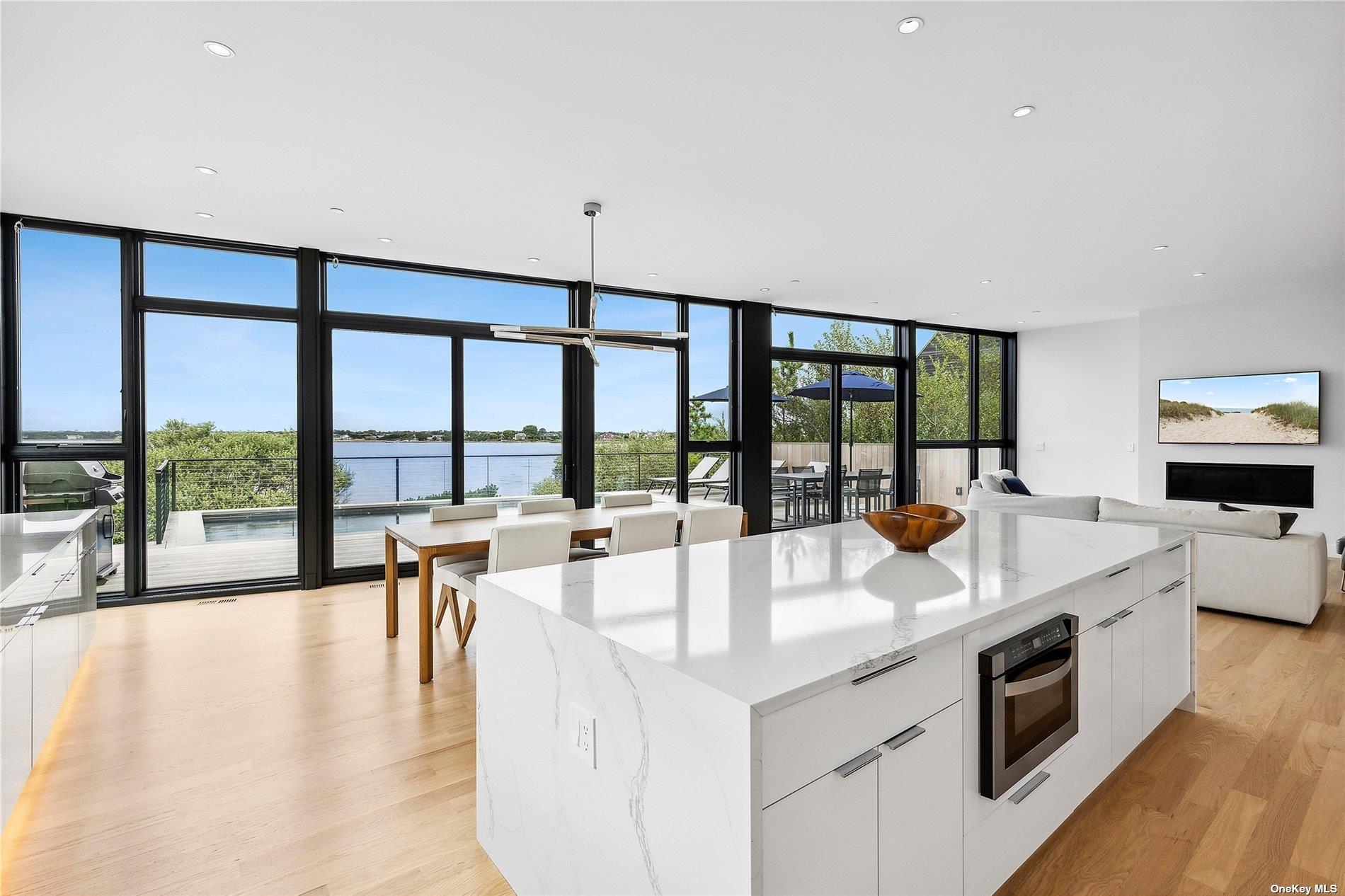 314 Dune, Westhampton Beach, NY 11978