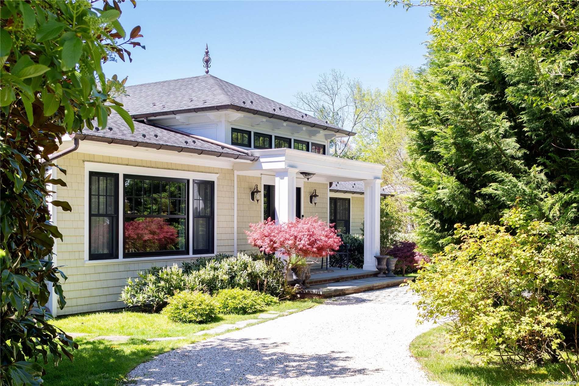 317 Bay Avenue, Huntington Bay, NY 11743