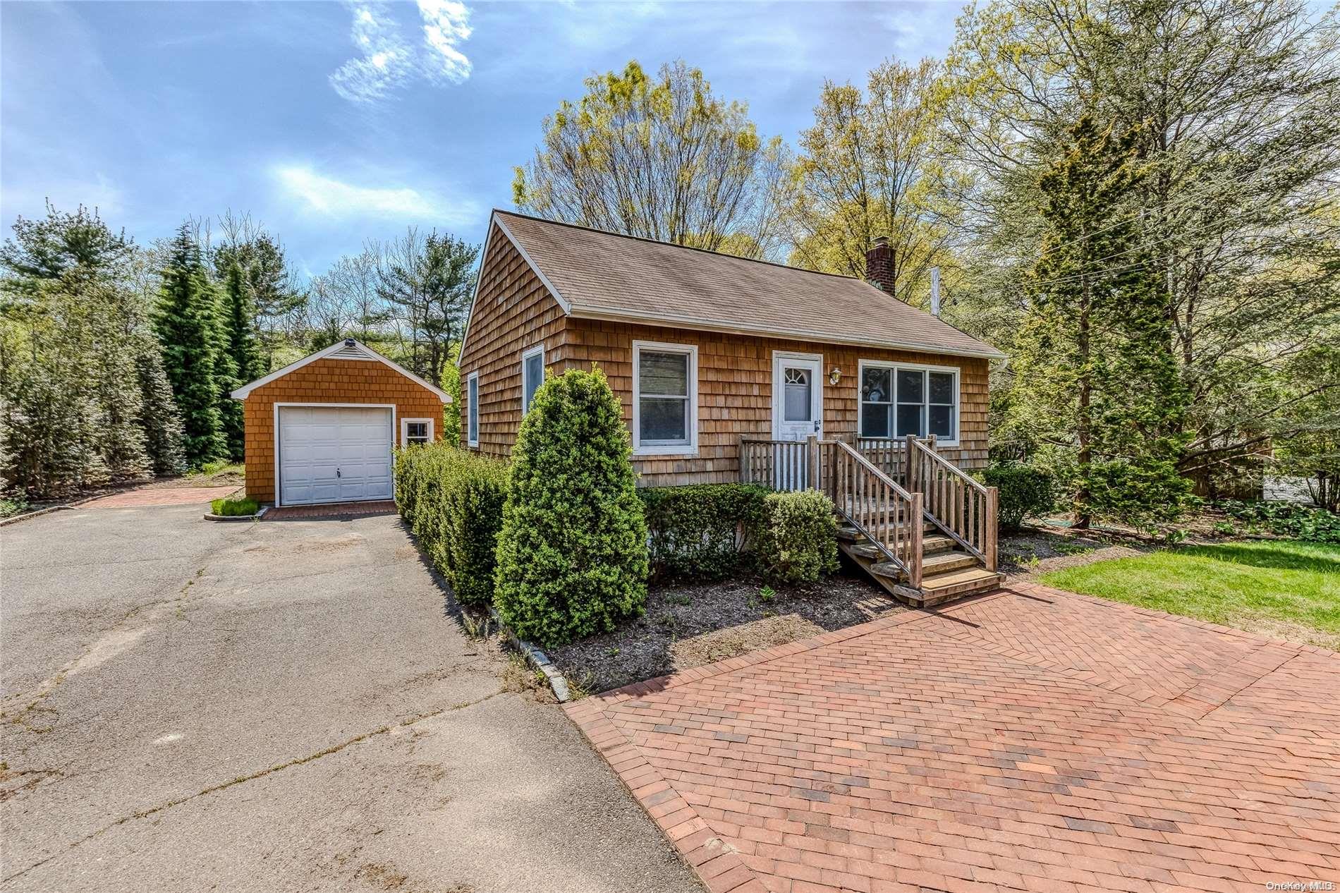 863 Park Avenue, Huntington, NY 11743