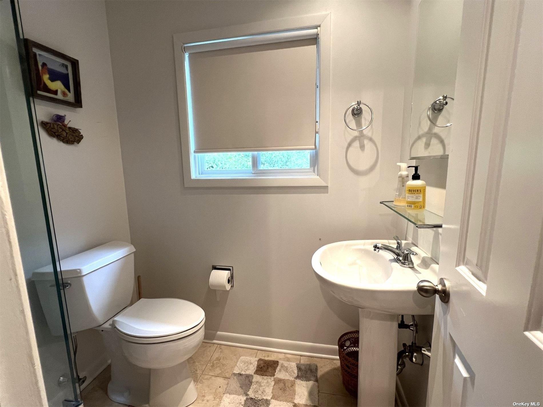 400 Hill Road, Southold, NY 11971