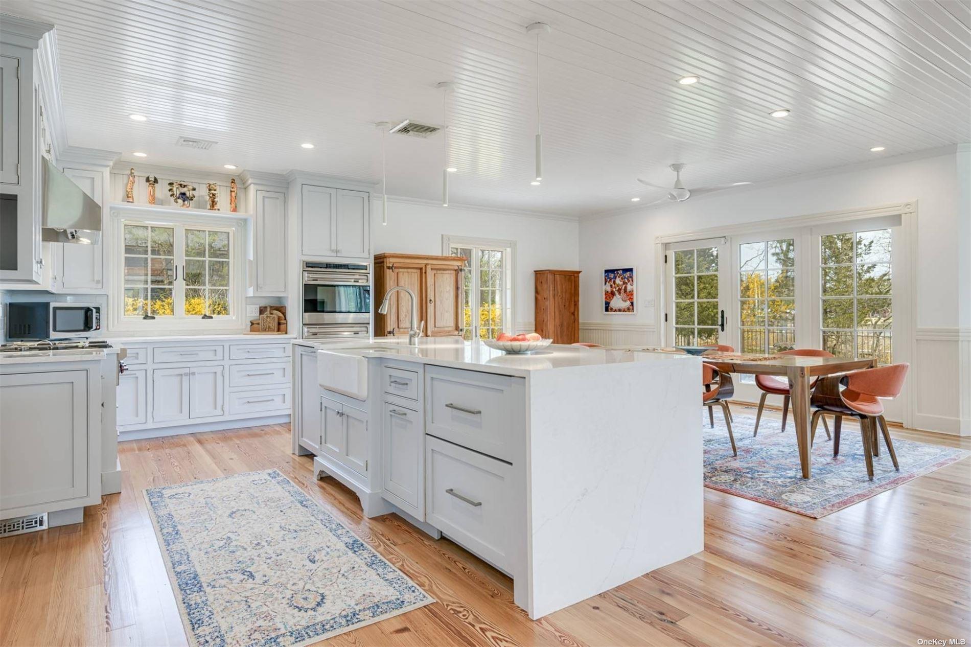 17 Huntington Lane, Flanders, NY 11901