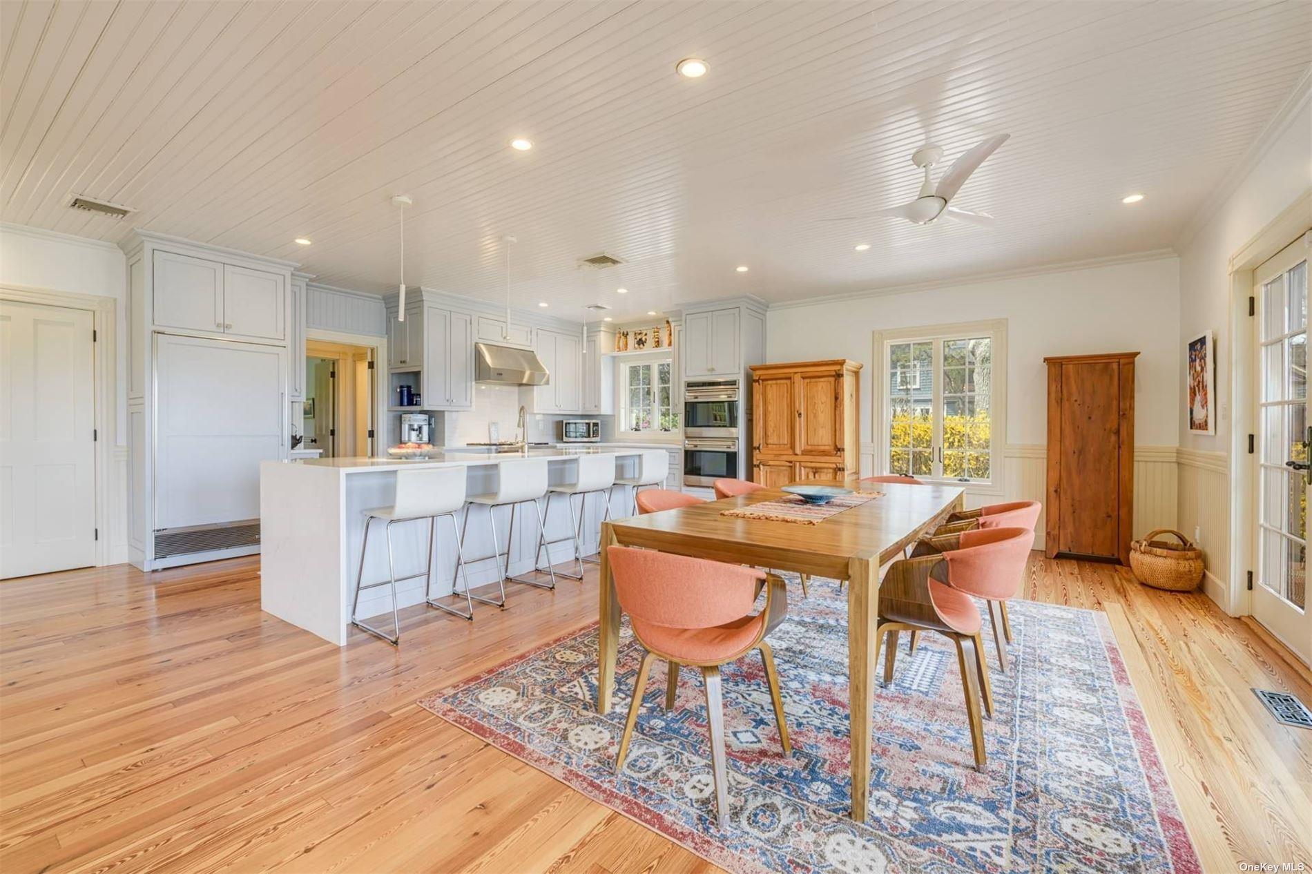 17 Huntington Lane, Flanders, NY 11901