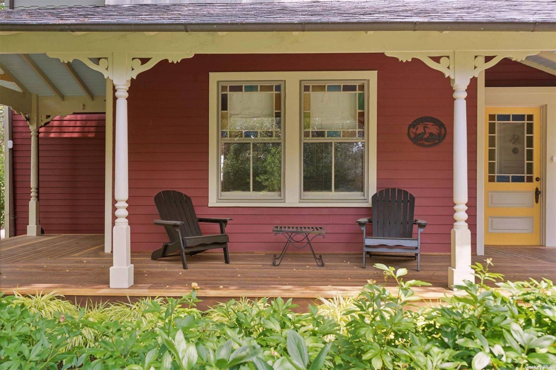 17 Huntington Lane, Flanders, NY 11901