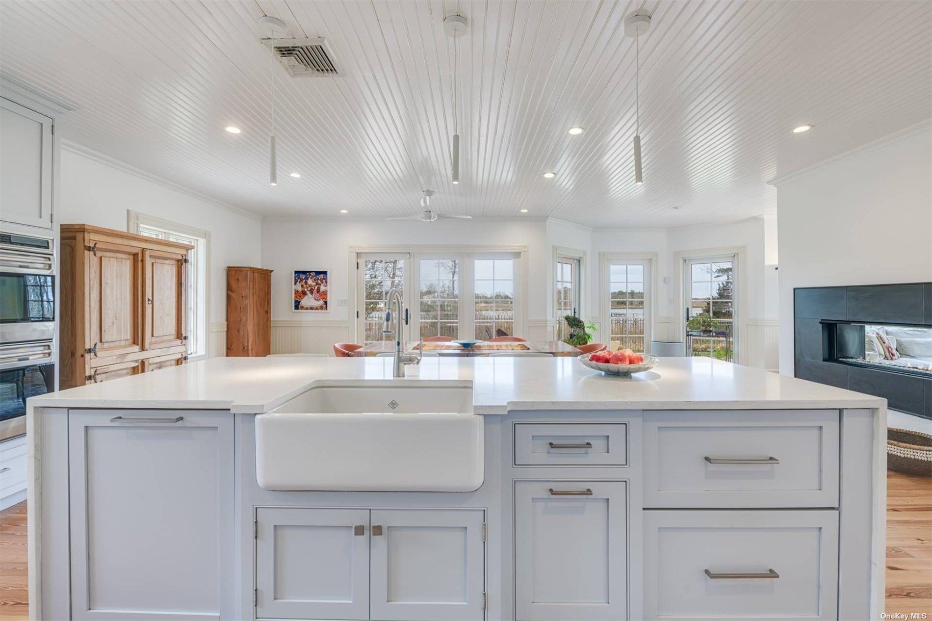 17 Huntington Lane, Flanders, NY 11901