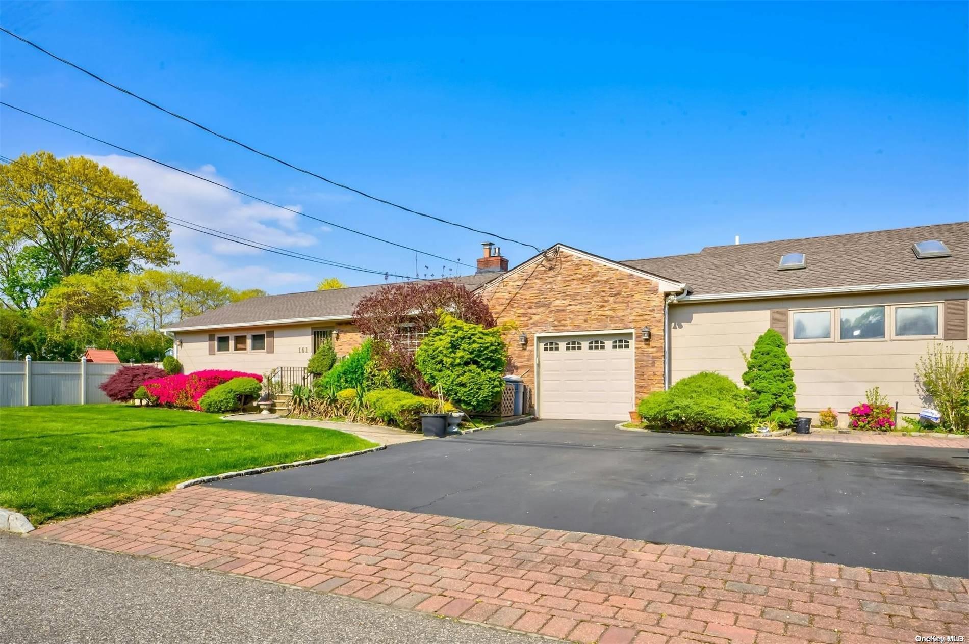 161 N. 20th Street, Wheatley Heights, NY 11798