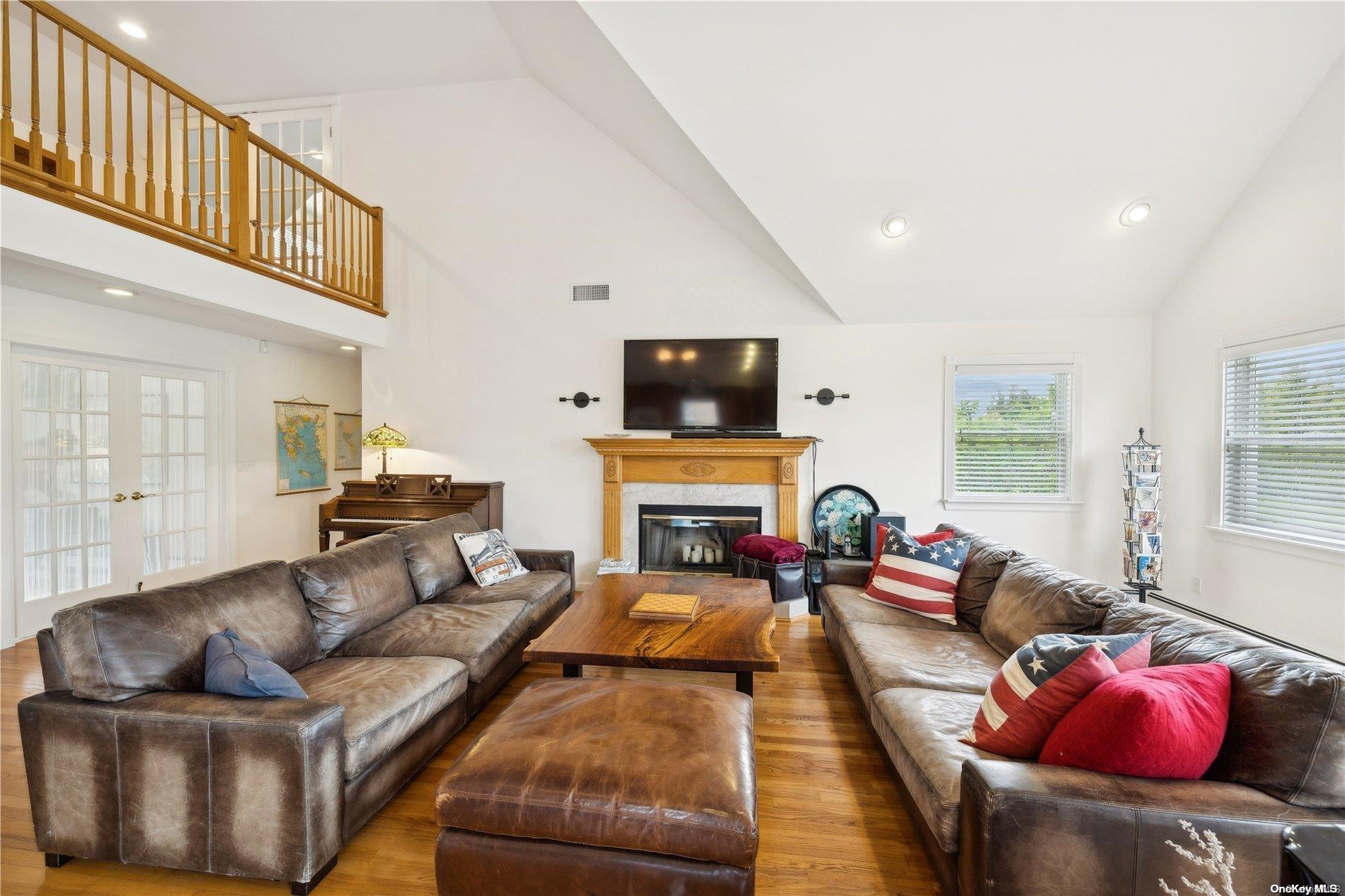 1080 Lands End Road, Orient, NY 11957