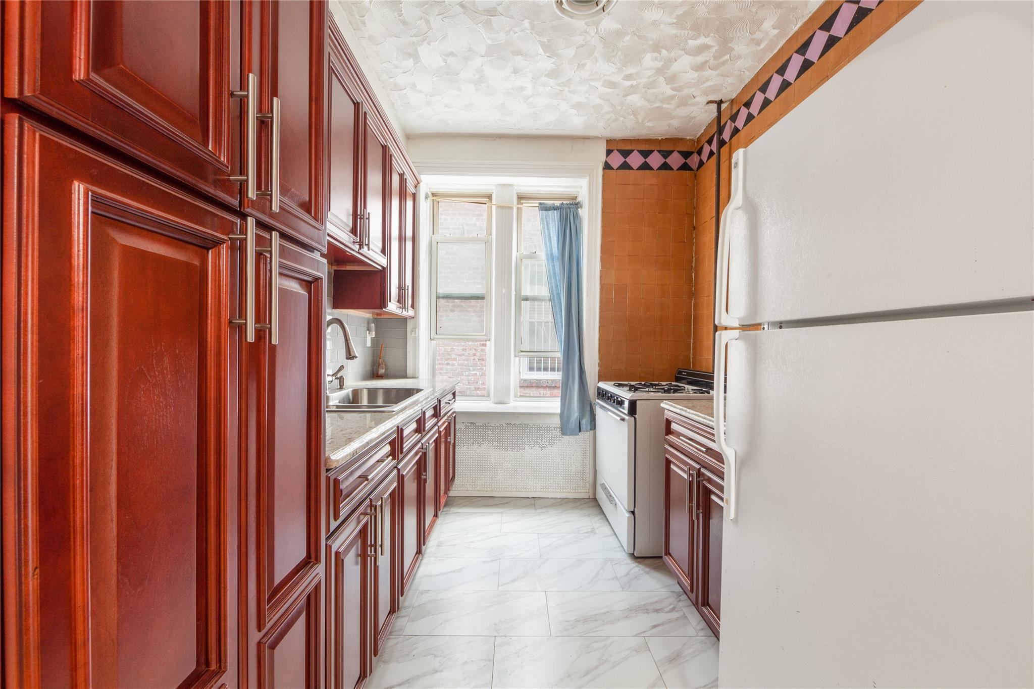 594 E 92nd Street, Brooklyn, NY 11236