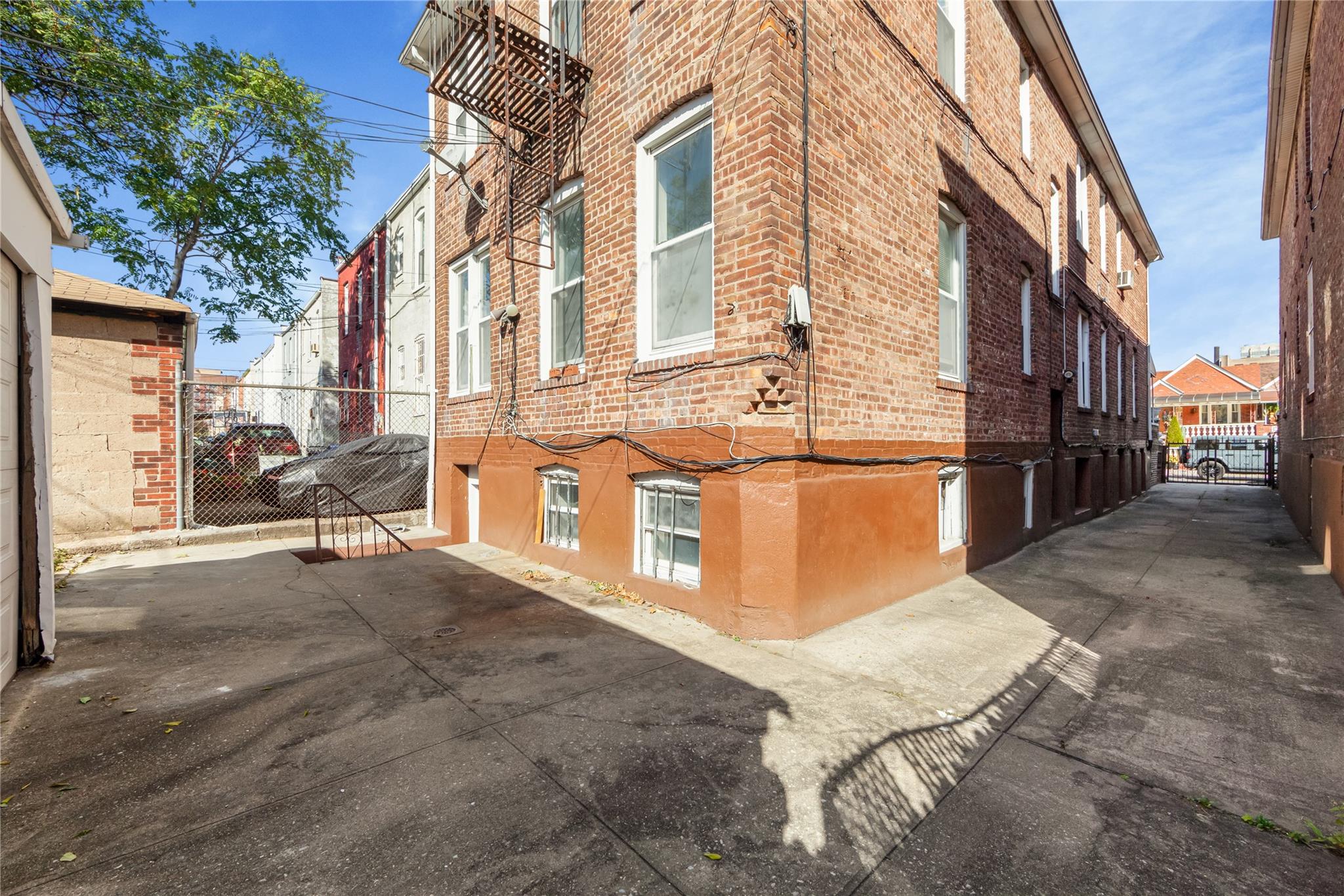 594 E 92nd Street, Brooklyn, NY 11236