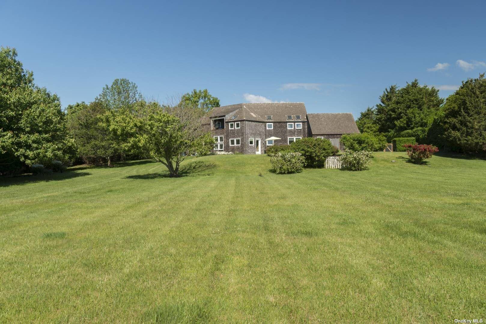 701 Halsey Lane, Bridgehampton, NY 11932